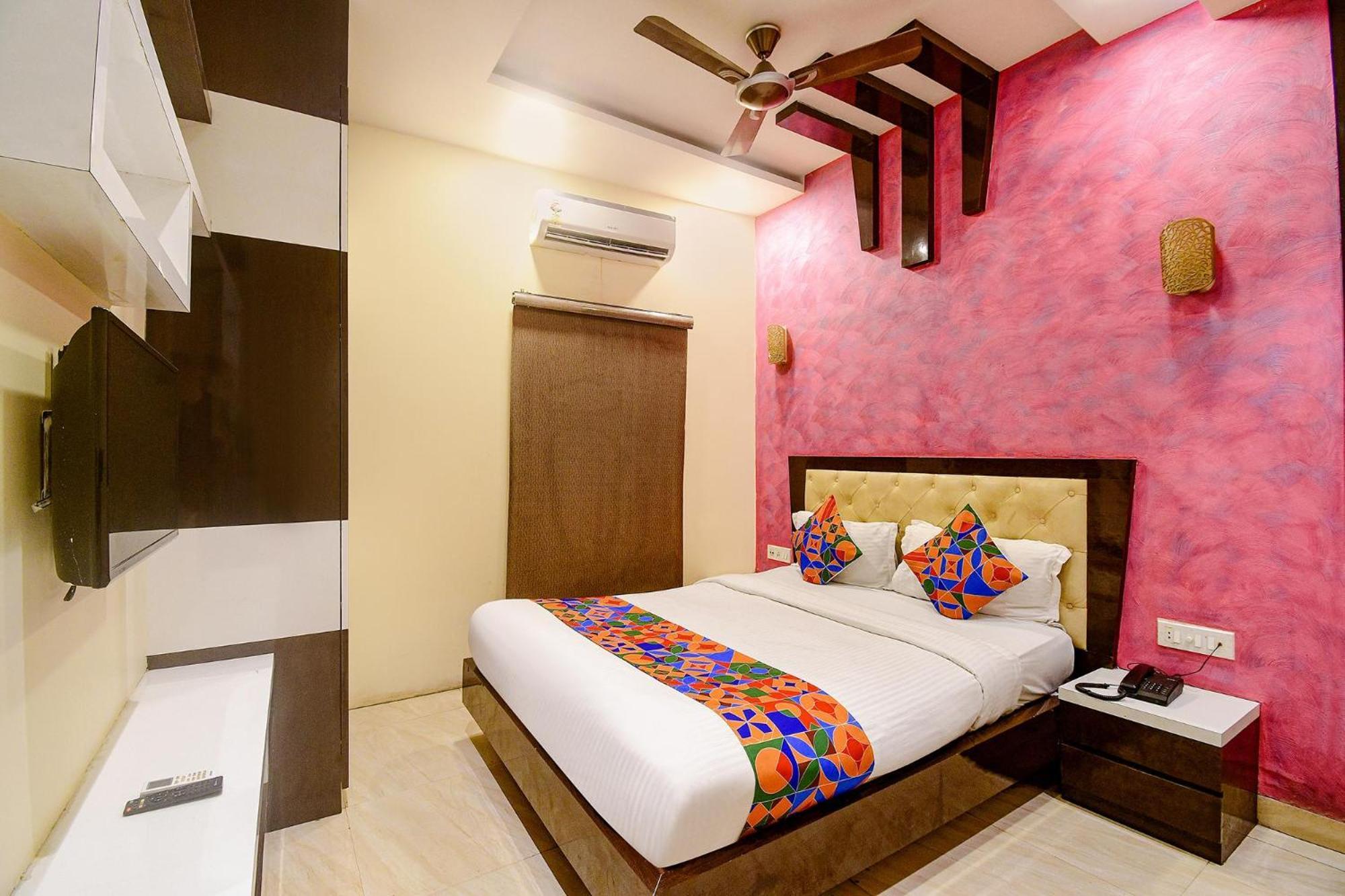 Hotel O Abi Inn Hotel Near Dhakuria Manipal Hospital โกลกาตา ภายนอก รูปภาพ