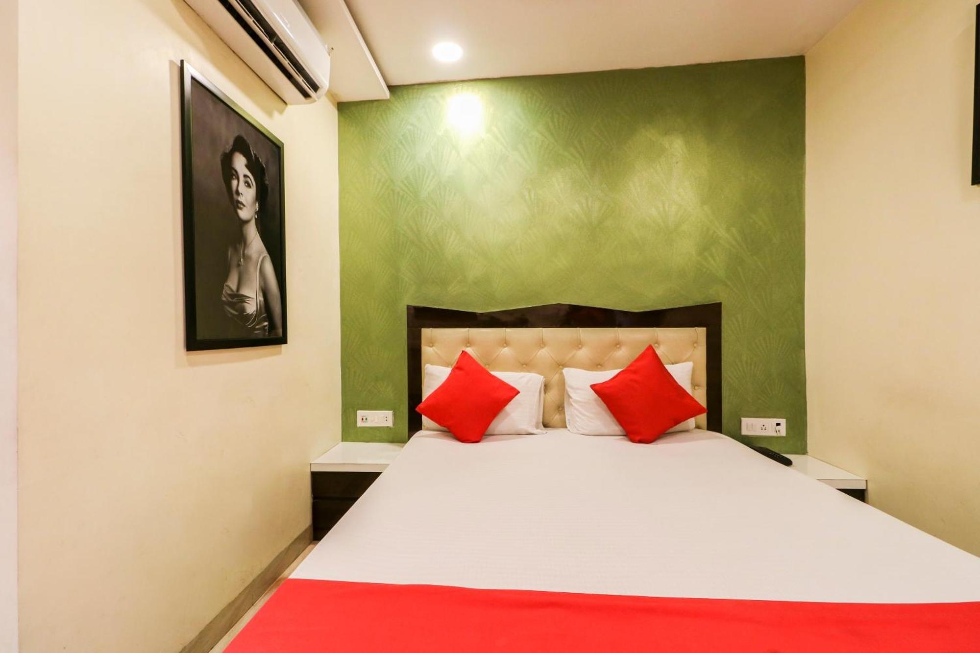 Hotel O Abi Inn Hotel Near Dhakuria Manipal Hospital โกลกาตา ภายนอก รูปภาพ