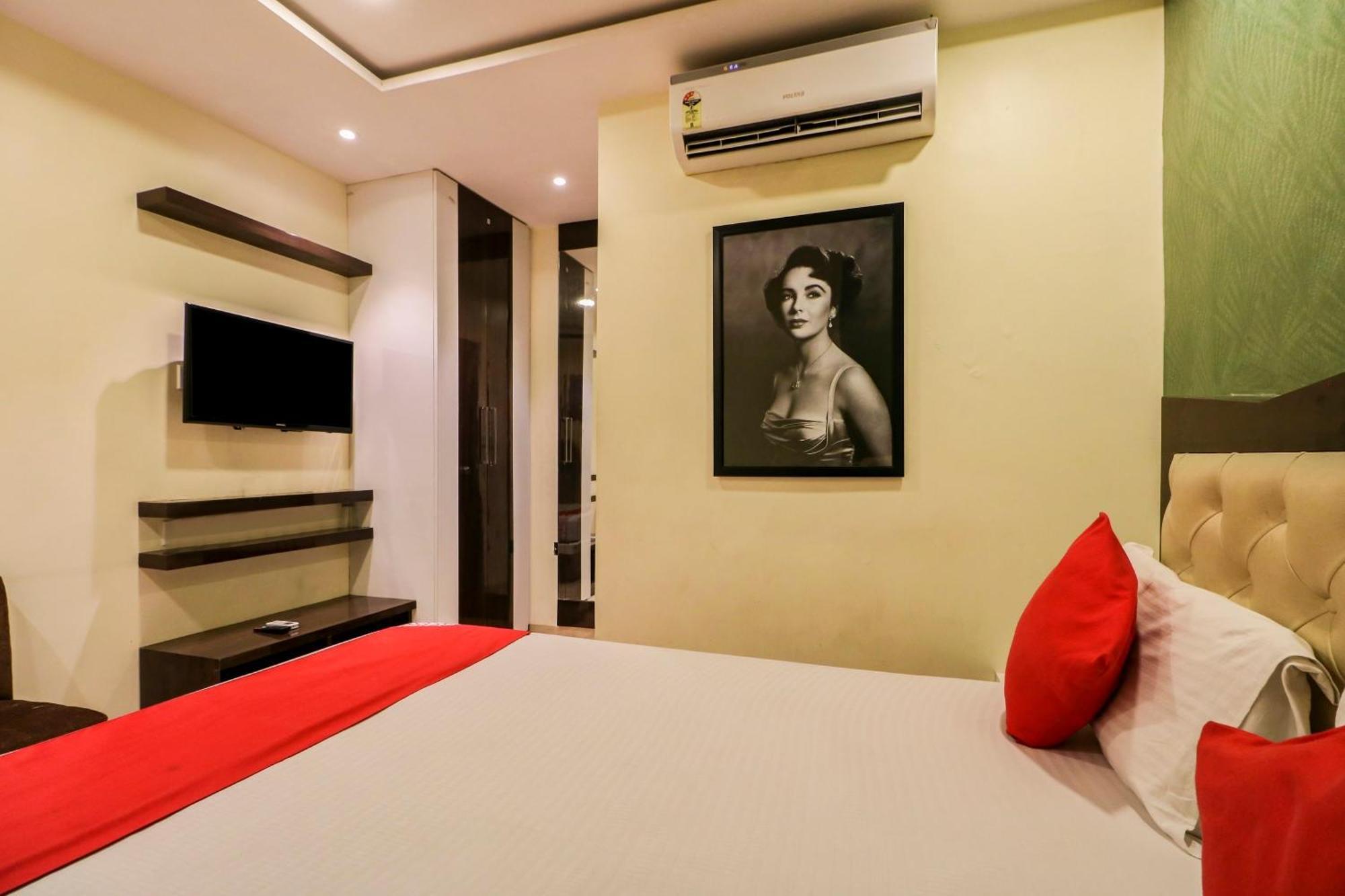Hotel O Abi Inn Hotel Near Dhakuria Manipal Hospital โกลกาตา ภายนอก รูปภาพ